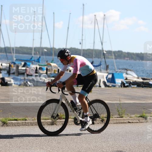 17.08.2025 - KN Förde Triathlon 2025 Yannick Fuchs http://msf.ph/oto/8623997 17.08.2025 11:21:24 Radfahren 325, 331, 363, 390, 620, 639, 270, 343 meine-sportfotos.de