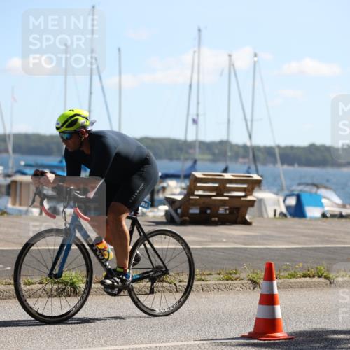 17.08.2025 - KN Förde Triathlon 2025 Yannick Fuchs http://msf.ph/oto/8624059 17.08.2025 11:24:08 Radfahren 261, 266, 288, 296, 307, 345, 353, 362, 614, 619, 642, 291, 612, 632 meine-sportfotos.de