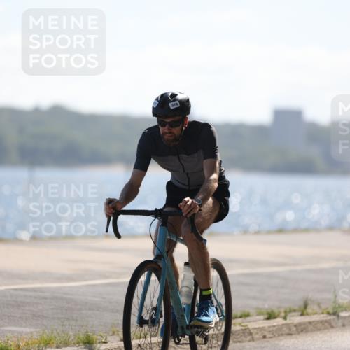 17.08.2025 - KN Förde Triathlon 2025 Yannick Fuchs http://msf.ph/oto/8624110 17.08.2025 11:24:56 Radfahren 300, 306, 328, 356, 373, 389, 606, 635, 303 meine-sportfotos.de