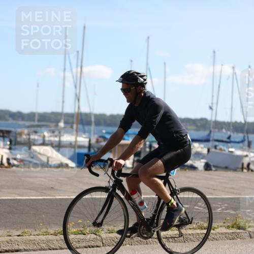 17.08.2025 - KN Förde Triathlon 2025 Yannick Fuchs http://msf.ph/oto/8624132 17.08.2025 11:25:17 Radfahren 266, 330, 337, 384, 609, 625, 308, 309, 374, 613, 638 meine-sportfotos.de