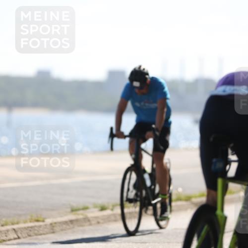 17.08.2025 - KN Förde Triathlon 2025 Yannick Fuchs http://msf.ph/oto/8624140 17.08.2025 11:25:26 Radfahren 261, 266, 285, 295, 330, 377, 617, 629, 630, 632, 633, 384, 609 meine-sportfotos.de