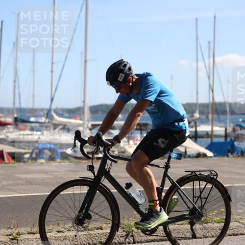 17.08.2025 - KN Förde Triathlon 2025 Yannick Fuchs http://msf.ph/oto/8624146 17.08.2025 11:25:28 Radfahren 261, 285, 295, 296, 330, 377, 617, 629, 630, 632, 633, 266, 384, 609 meine-sportfotos.de
