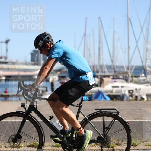 17.08.2025 - KN Förde Triathlon 2025 Yannick Fuchs http://msf.ph/oto/8624148 17.08.2025 11:25:29 Radfahren 261, 285, 295, 296, 307, 330, 377, 617, 629, 630, 632, 633, 266, 330 meine-sportfotos.de