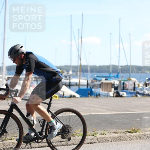 17.08.2025 - KN Förde Triathlon 2025 Yannick Fuchs http://msf.ph/oto/8624161 17.08.2025 11:25:34 Radfahren 288, 296, 307, 349, 372, 610, 617, 629, 630, 632, 633, 261, 285, 295, 330, 377, 629 meine-sportfotos.de