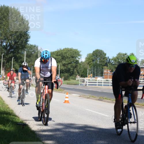 17.08.2025 - KN Förde Triathlon 2025 Yannick Fuchs http://msf.ph/oto/8624181 17.08.2025 11:25:40 Radfahren 288, 296, 307, 332, 349, 372, 610, 642, 296, 617, 629, 630, 632, 633 meine-sportfotos.de