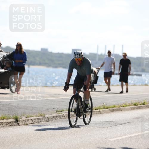17.08.2025 - KN Förde Triathlon 2025 Yannick Fuchs http://msf.ph/oto/8624203 17.08.2025 11:25:52 Radfahren 310, 332, 345, 351, 353, 354, 361, 368, 612, 614, 619, 622, 642, 643, 332, 642 meine-sportfotos.de
