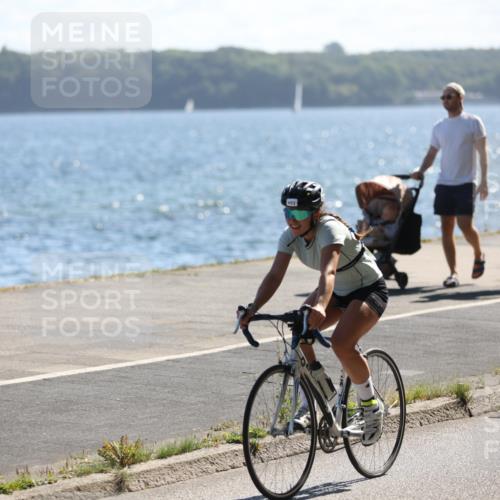 17.08.2025 - KN Förde Triathlon 2025 Yannick Fuchs http://msf.ph/oto/8624225 17.08.2025 11:26:03 Radfahren 354, 382, 618, 623, 624, 627, 310, 345, 361, 368, 612, 614, 619 meine-sportfotos.de