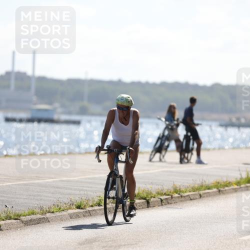 17.08.2025 - KN Förde Triathlon 2025 Yannick Fuchs http://msf.ph/oto/8624230 17.08.2025 11:26:55 Radfahren 294, 295, 346, 606, 609, 633, 359 meine-sportfotos.de