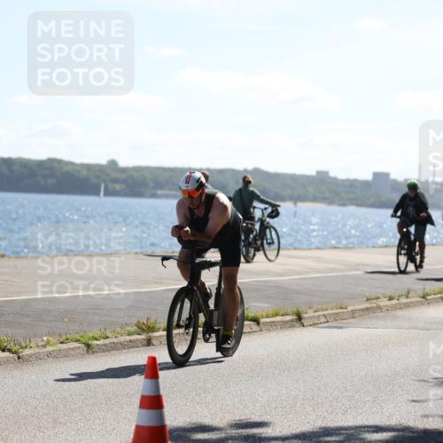 17.08.2025 - KN Förde Triathlon 2025 Yannick Fuchs http://msf.ph/oto/8624241 17.08.2025 11:27:01 Radfahren 285, 294, 295, 606, 625, 629, 346, 609, 633 meine-sportfotos.de