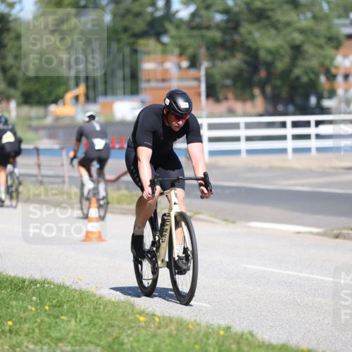 17.08.2025 - KN Förde Triathlon 2025 Yannick Fuchs http://msf.ph/oto/8624350 17.08.2025 11:30:58 Radfahren 270, 312, 325, 334, 607, 324, 364, 604 meine-sportfotos.de