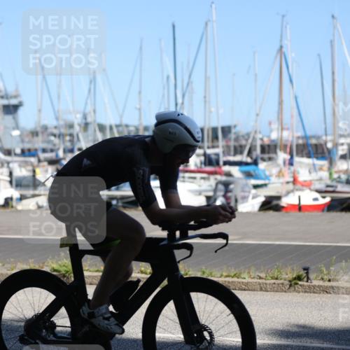 17.08.2025 - KN Förde Triathlon 2025 Yannick Fuchs http://msf.ph/oto/8624477 17.08.2025 11:32:15 Radfahren 281, 306, 338, 379, 389, 611, 272 meine-sportfotos.de