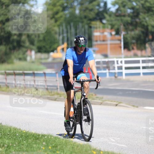 17.08.2025 - KN Förde Triathlon 2025 Yannick Fuchs http://msf.ph/oto/8624519 17.08.2025 11:32:54 Radfahren 302, 325, 348, 360, 334, 365, 607 meine-sportfotos.de