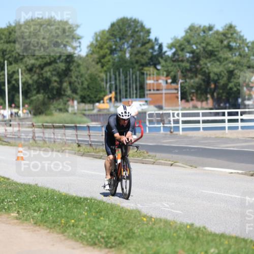 17.08.2025 - KN Förde Triathlon 2025 Yannick Fuchs http://msf.ph/oto/8624572 17.08.2025 11:33:25 Radfahren 280, 284, 296, 311, 327, 329, 339, 341, 350, 601, 642, 273 meine-sportfotos.de