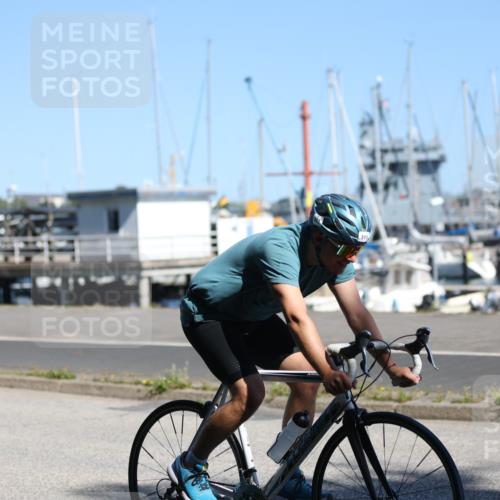 17.08.2025 - KN Förde Triathlon 2025 Yannick Fuchs http://msf.ph/oto/8624597 17.08.2025 11:33:34 Radfahren 293, 311, 339, 341, 343, 371, 374, 613, 633, 638, 280, 284, 329, 339, 341, 350, 642 meine-sportfotos.de
