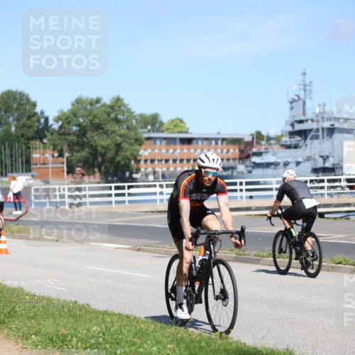 17.08.2025 - KN Förde Triathlon 2025 Yannick Fuchs http://msf.ph/oto/8624609 17.08.2025 11:33:41 Radfahren 293, 306, 343, 356, 370, 374, 389, 613, 638, 311, 371, 374, 633 meine-sportfotos.de