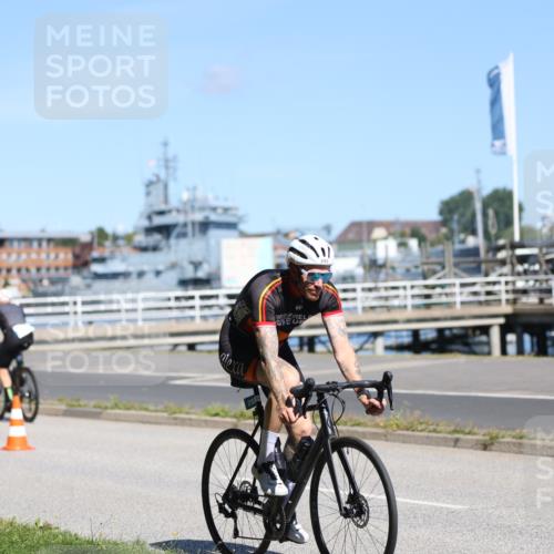 17.08.2025 - KN Förde Triathlon 2025 Yannick Fuchs http://msf.ph/oto/8624610 17.08.2025 11:33:42 Radfahren 281, 293, 306, 343, 356, 370, 389, 613, 638, 311, 371, 374, 633 meine-sportfotos.de