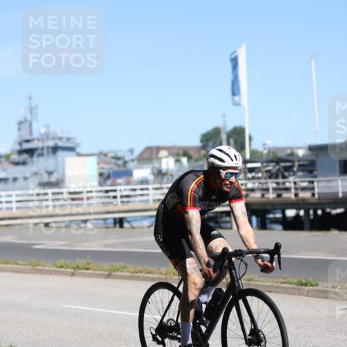 17.08.2025 - KN Förde Triathlon 2025 Yannick Fuchs http://msf.ph/oto/8624611 17.08.2025 11:33:42 Radfahren 281, 293, 306, 343, 356, 370, 389, 613, 638, 311, 371, 374, 633 meine-sportfotos.de