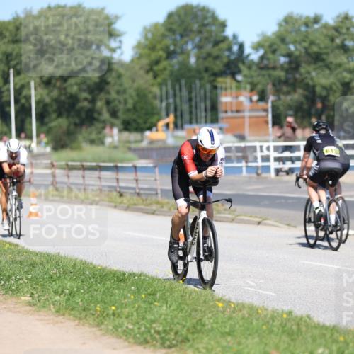 17.08.2025 - KN Förde Triathlon 2025 Yannick Fuchs http://msf.ph/oto/8624617 17.08.2025 11:33:45 Radfahren 281, 288, 293, 306, 356, 370, 389, 293, 343, 371, 374, 613, 638 meine-sportfotos.de