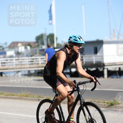 17.08.2025 - KN Förde Triathlon 2025 Yannick Fuchs http://msf.ph/oto/8624639 17.08.2025 11:34:06 Radfahren 307, 330, 379, 639 meine-sportfotos.de