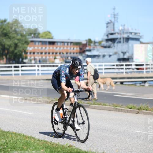 17.08.2025 - KN Förde Triathlon 2025 Yannick Fuchs http://msf.ph/oto/8624769 17.08.2025 11:35:49 Radfahren 330, 384, 307, 310, 380, 609 meine-sportfotos.de