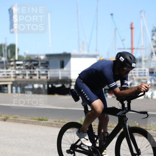 17.08.2025 - KN Förde Triathlon 2025 Yannick Fuchs http://msf.ph/oto/8624784 17.08.2025 11:36:07 Radfahren 300, 309, 326, 352, 608, 612, 635, 368 meine-sportfotos.de