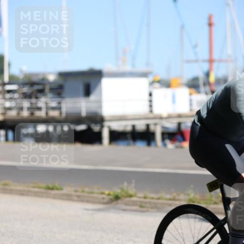 17.08.2025 - KN Förde Triathlon 2025 Yannick Fuchs http://msf.ph/oto/8624831 17.08.2025 11:36:31 Radfahren 295, 297, 351, 353, 354, 618, 621, 623, 643, 285, 303, 351, 622 meine-sportfotos.de