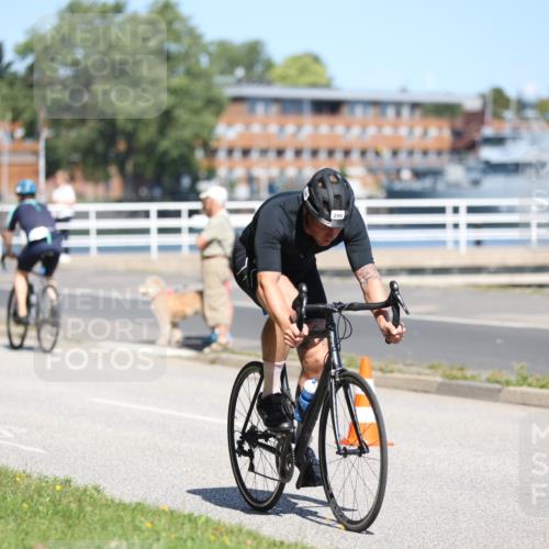 17.08.2025 - KN Förde Triathlon 2025 Yannick Fuchs http://msf.ph/oto/8624832 17.08.2025 11:36:32 Radfahren 295, 297, 353, 354, 618, 621, 623, 643, 285, 303, 351, 621, 622 meine-sportfotos.de