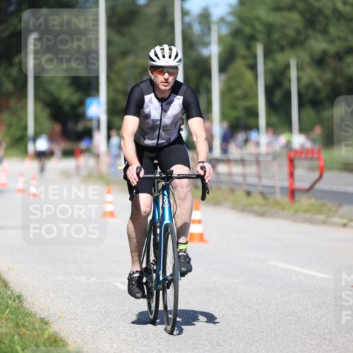 17.08.2025 - KN Förde Triathlon 2025 Yannick Fuchs http://msf.ph/oto/8624866 17.08.2025 11:37:03 Radfahren 282, 345, 610, 617, 626, 627, 294, 323, 349 meine-sportfotos.de