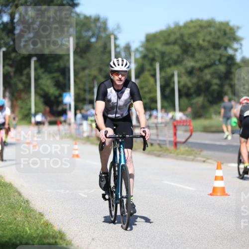 17.08.2025 - KN Förde Triathlon 2025 Yannick Fuchs http://msf.ph/oto/8624867 17.08.2025 11:37:03 Radfahren 282, 345, 610, 617, 626, 627, 294, 323, 349 meine-sportfotos.de