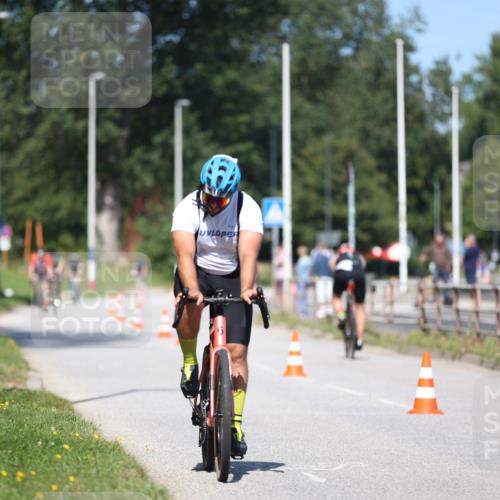 17.08.2025 - KN Förde Triathlon 2025 Yannick Fuchs http://msf.ph/oto/8624872 17.08.2025 11:37:06 Radfahren 282, 310, 345, 610, 617, 626, 627, 629, 282, 294, 617 meine-sportfotos.de