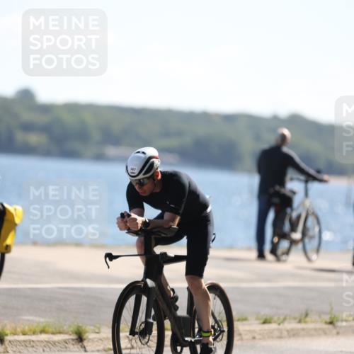 17.08.2025 - KN Förde Triathlon 2025 Yannick Fuchs http://msf.ph/oto/8625004 17.08.2025 11:41:11 Radfahren 279, 387, 602 meine-sportfotos.de