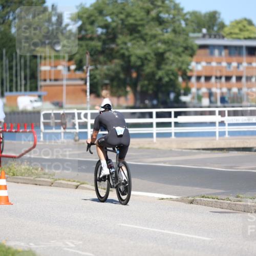 17.08.2025 - KN Förde Triathlon 2025 Yannick Fuchs http://msf.ph/oto/8625024 17.08.2025 11:41:27 Radfahren 604, 279, 324, 628 meine-sportfotos.de