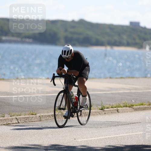 17.08.2025 - KN Förde Triathlon 2025 Yannick Fuchs http://msf.ph/oto/8625036 17.08.2025 11:42:01 Radfahren 312, 331, 338, 339, 341, 355, 607, 631 meine-sportfotos.de