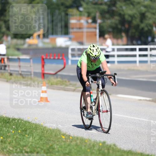 17.08.2025 - KN Förde Triathlon 2025 Yannick Fuchs http://msf.ph/oto/8625093 17.08.2025 11:42:46 Radfahren 379, 387, 390, 602, 634, 642, 318, 387, 390 meine-sportfotos.de