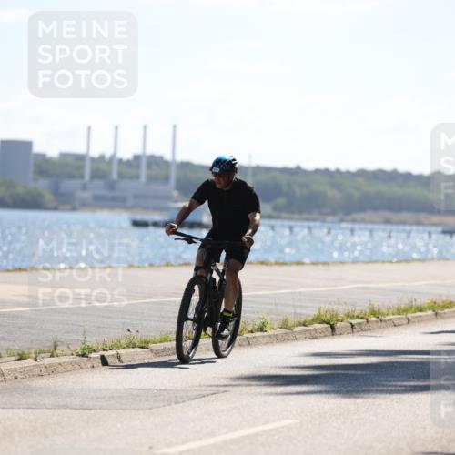 17.08.2025 - KN Förde Triathlon 2025 Yannick Fuchs http://msf.ph/oto/8625249 17.08.2025 11:45:50 Radfahren 311, 353, 368, 374, 601, 629, 348, 353, 360 meine-sportfotos.de