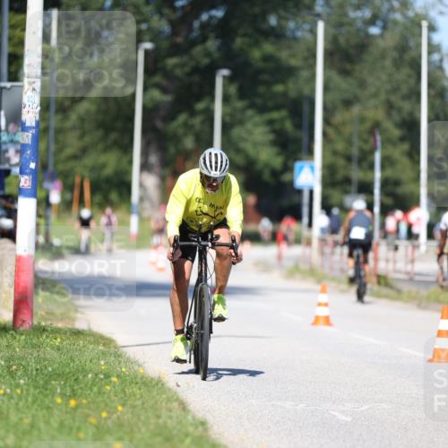 17.08.2025 - KN Förde Triathlon 2025 Yannick Fuchs http://msf.ph/oto/8625303 17.08.2025 11:47:13 Radfahren 365, 622, 380, 610 meine-sportfotos.de