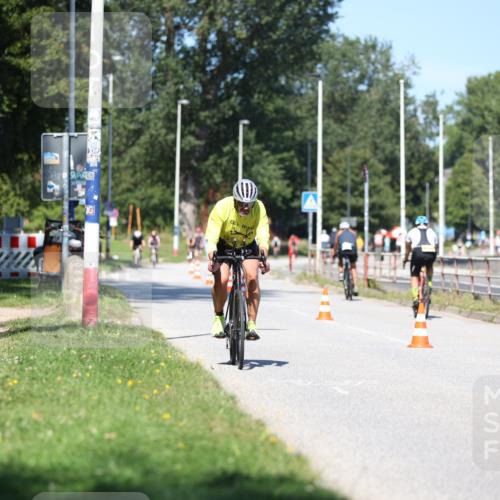 17.08.2025 - KN Förde Triathlon 2025 Yannick Fuchs http://msf.ph/oto/8625304 17.08.2025 11:47:13 Radfahren 365, 622, 380, 610 meine-sportfotos.de