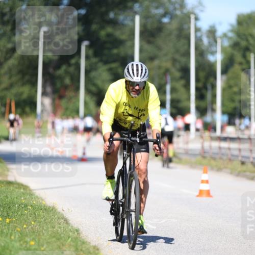 17.08.2025 - KN Förde Triathlon 2025 Yannick Fuchs http://msf.ph/oto/8625307 17.08.2025 11:47:14 Radfahren 365, 622, 380, 610 meine-sportfotos.de