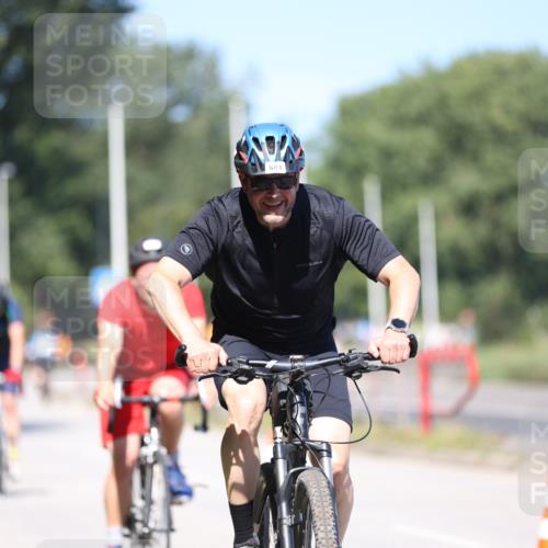 17.08.2025 - KN Förde Triathlon 2025 Yannick Fuchs http://msf.ph/oto/8625344 17.08.2025 11:47:49 Radfahren 326, 352, 361, 372, 601, 609, 626, 627, 636, 619 meine-sportfotos.de