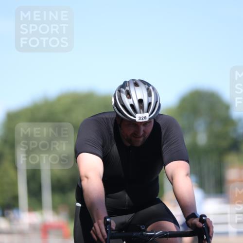 17.08.2025 - KN Förde Triathlon 2025 Yannick Fuchs http://msf.ph/oto/8625357 17.08.2025 11:47:56 Radfahren 326, 352, 627, 352, 361, 372, 601, 609, 626, 636 meine-sportfotos.de