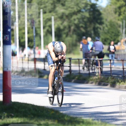17.08.2025 - KN Förde Triathlon 2025 Yannick Fuchs http://msf.ph/oto/8625399 17.08.2025 12:43:26 Radfahren 402, 408 meine-sportfotos.de