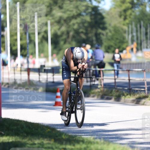 17.08.2025 - KN Förde Triathlon 2025 Yannick Fuchs http://msf.ph/oto/8625400 17.08.2025 12:43:26 Radfahren 402, 408 meine-sportfotos.de