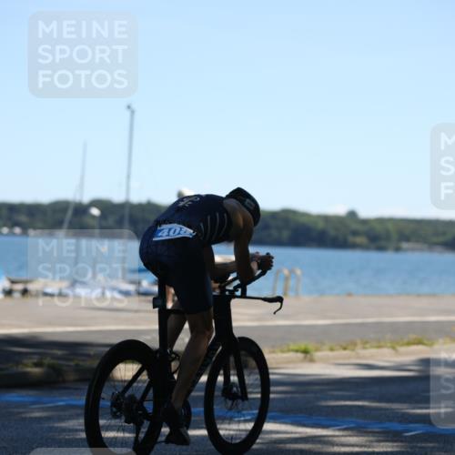 17.08.2025 - KN Förde Triathlon 2025 Yannick Fuchs http://msf.ph/oto/8625410 17.08.2025 12:43:29 Radfahren 402, 408 meine-sportfotos.de