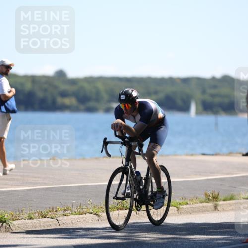 17.08.2025 - KN Förde Triathlon 2025 Yannick Fuchs http://msf.ph/oto/8625411 17.08.2025 12:43:32 Radfahren 402, 408 meine-sportfotos.de