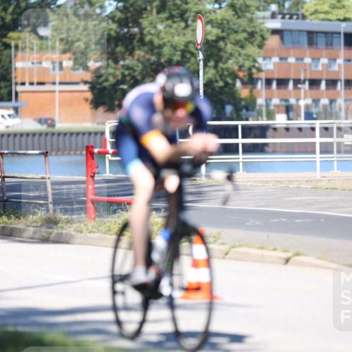 17.08.2025 - KN Förde Triathlon 2025 Yannick Fuchs http://msf.ph/oto/8625446 17.08.2025 12:45:02 Radfahren 398, 402, 418 meine-sportfotos.de