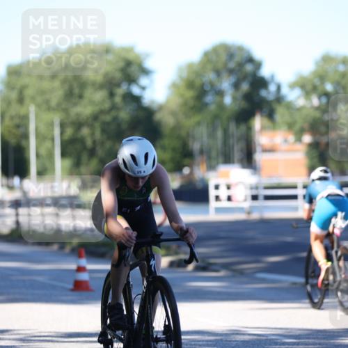 17.08.2025 - KN Förde Triathlon 2025 Yannick Fuchs http://msf.ph/oto/8628128 17.08.2025 15:03:21 Radfahren 35, 18 meine-sportfotos.de