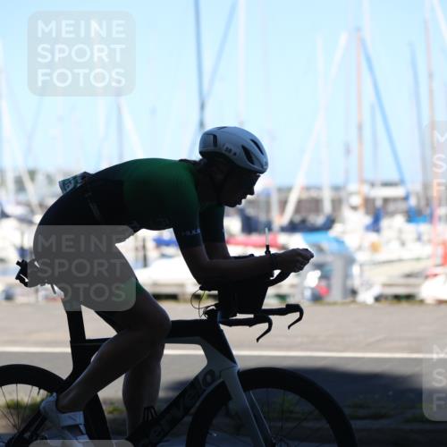 17.08.2025 - KN Förde Triathlon 2025 Yannick Fuchs http://msf.ph/oto/8628139 17.08.2025 15:03:39 Radfahren 22, 25, 30, 36 meine-sportfotos.de
