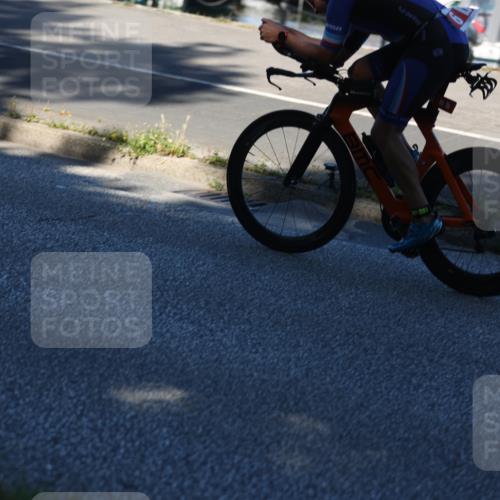 17.08.2025 - KN Förde Triathlon 2025 Yannick Fuchs http://msf.ph/oto/8628189 17.08.2025 15:18:31 Radfahren 6, 9, 6, 9 meine-sportfotos.de