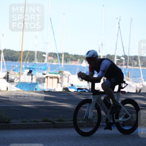 17.08.2025 - KN Förde Triathlon 2025 Yannick Fuchs http://msf.ph/oto/8628209 17.08.2025 15:20:31 Radfahren 2, 5, 12 meine-sportfotos.de