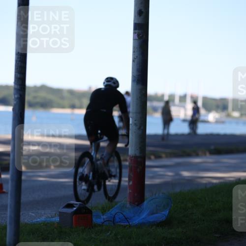 17.08.2025 - KN Förde Triathlon 2025 Yannick Fuchs http://msf.ph/oto/8628232 17.08.2025 15:20:58 Radfahren 1, 7, 10, 15, 11 meine-sportfotos.de